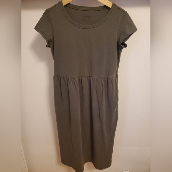 Patagonia Kamala short sleeves dress. Olive green. Size XS oversized. - Picture 3 of 10